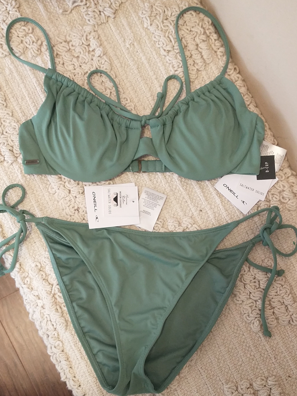 NWT! O'Neill Saltwater Solid Bikini Small Bottom Small D Cup Top Green